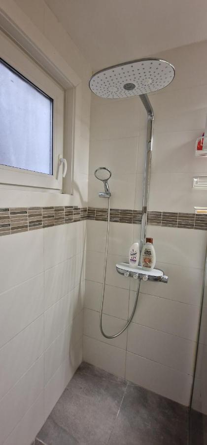 Apartamentos Completo Con Todas Las Comodidades Brussels Luaran gambar