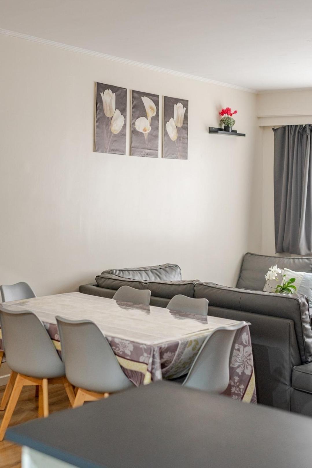 Apartamentos Completo Con Todas Las Comodidades Brussels Luaran gambar